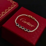 2026年2月3日入荷新品カルティエブレスレットギフト/誕生日/記念品/アクセサリーxin工場