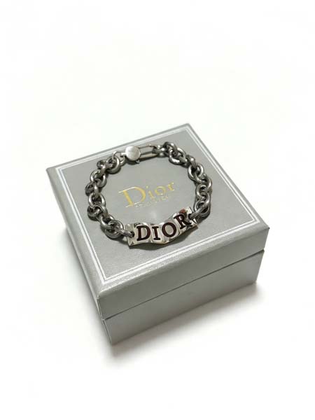 2026年2月5日入荷新品Diorブレスレットギフト/誕生日...