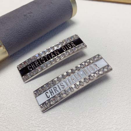 2026年2月5日入荷新品Diorヘアピンギフト/誕生日/記...