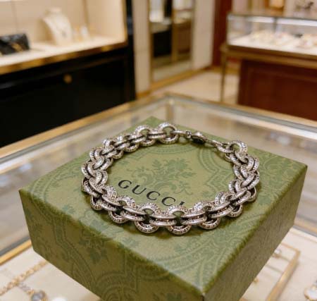 2026年2月5日入荷新品Gucciブレスレットギフト/誕生...