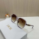 2026年2月11日新品DIOR原版復刻サングラスギフト/誕生日/記念品/アクセサリーXY工場