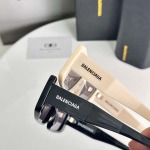 2026年2月11日新品BALENCIAGA原版復刻サングラスギフト/誕生日/記念品/アクセサリーXY工場