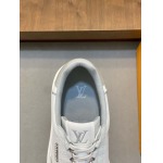 2026年2月21日入荷新作Louis Vuitton靴/スニーカー人気商品★/誕生日プレゼント/流行/高品質/JY工場