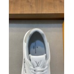 2026年2月21日入荷新作Louis Vuitton靴/スニーカー人気商品★/誕生日プレゼント/流行/高品質/JY工場