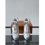 2026年2月21日入荷新作Louis Vuitton靴/スニーカー人気商品★/誕生日プレゼント/流行/高品質/JY工場