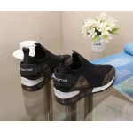 2026年2月21日入荷新作Louis Vuitton靴/スニーカー人気商品★/誕生日プレゼント/流行/高品質/JY工場