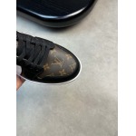 2026年2月21日入荷新作Louis Vuitton靴/スニーカー人気商品★/誕生日プレゼント/流行/高品質/JY工場