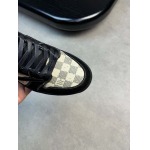 2026年2月21日入荷新作Louis Vuitton靴/スニーカー人気商品★/誕生日プレゼント/流行/高品質/JY工場