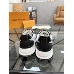 2026年2月21日入荷新作Louis Vuitton靴/スニーカー人気商品★/誕生日プレゼント/流行/高品質/JY工場