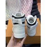 2026年2月21日入荷新作Louis Vuitton靴/スニーカー人気商品★/誕生日プレゼント/流行/高品質/JY工場