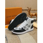 2026年2月21日入荷新作Louis Vuitton靴/スニーカー人気商品★/誕生日プレゼント/流行/高品質/JY工場