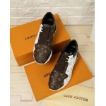 2026年2月21日入荷新作Louis Vuitton靴/スニーカー人気商品★/誕生日プレゼント/流行/高品質/JY工場