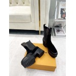 2026年2月21日入荷新作Louis Vuitton女性靴人気商品★/誕生日プレゼント/流行/高品質/JY工場Size:35-42