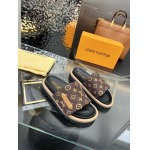 2026年2月21日入荷新作Louis Vuitton女性靴人気商品★/誕生日プレゼント/流行/高品質/JY工場Size:35-42