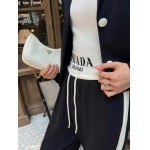 2026年2月26日入荷早春新作Pradaセットファッション/誕生日プレゼント/贈り物 can工場