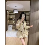 2026年2月26日入荷早春新作 miumiuセットファッション/誕生日プレゼント/贈り物 can工場