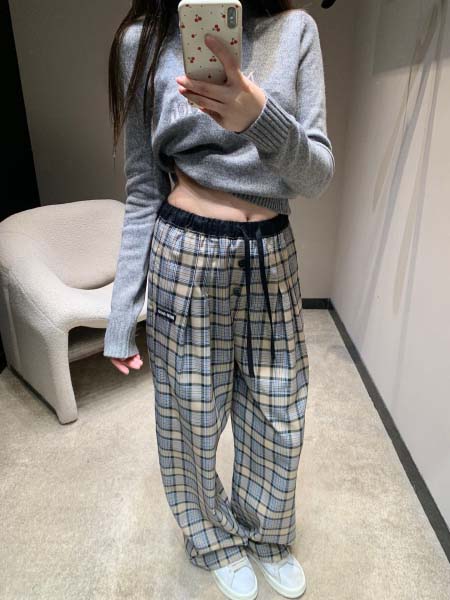 2026年3月6日入荷早春新作Miu Miuズボンファッション/誕生日プレゼント/贈り物 can工場