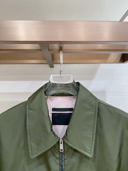 2026年3月6日入荷春秋新作Pradaジャケット高品質DH工場
