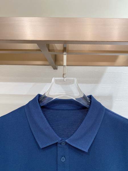 2026年3月7日入荷春夏新作Prada半袖 tシャツ高品質DH工場