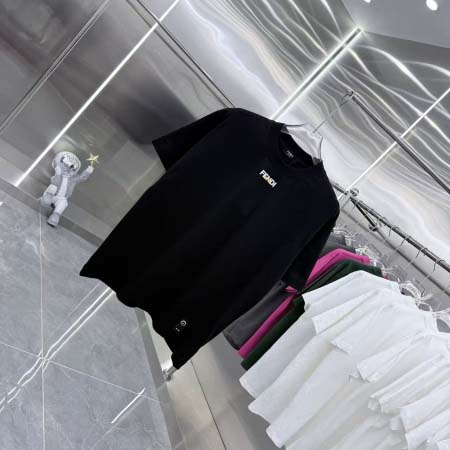 2026年3月17日新作FENDI半袖 tシャツ人気商品/誕生日プレゼント/FF工場