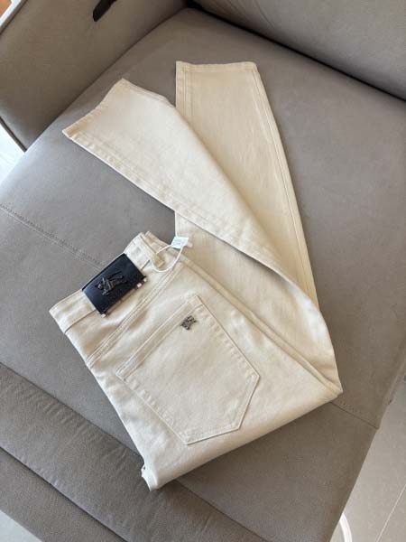 2026年3月18日春夏新作ファッション高品質Burberryジーパン luols工場