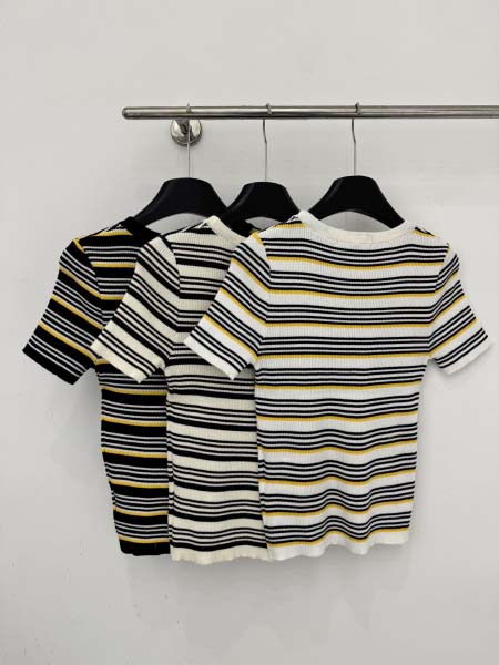 2026年3月9日入荷早春新作MIUMIU女性用ファッション/誕生日プレゼント/贈り物 can工場