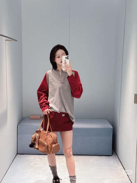 2026年3月9日入荷早春新作MIUMIU セット女性用ファッション/誕生日プレゼント/贈り物 can工場