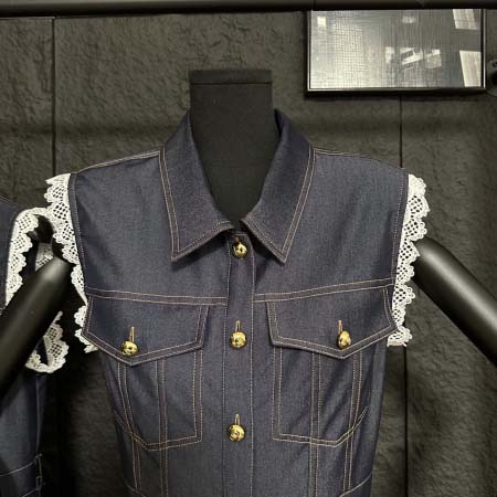 2026年3月21日入荷早春新作VALENTINO女性用ファッション/誕生日プレゼント/贈り物 can工場