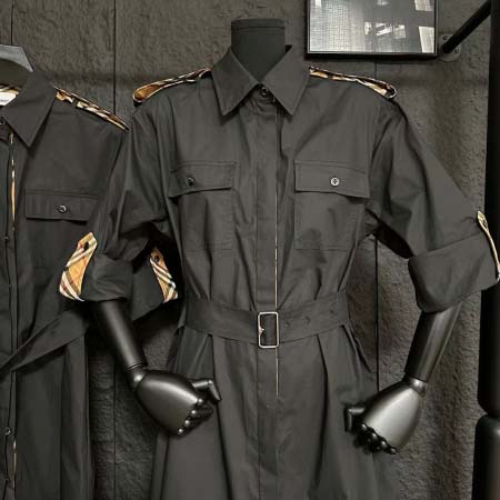 2026年3月21日入荷早春新作Burberry女性用ファッション/誕生日プレゼント/贈り物 can工場