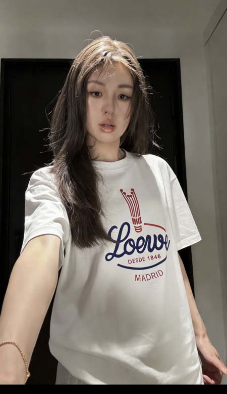 2026年3月21日入荷早春新作Loewe tシャツ女性用ファッション/誕生日プレゼント/贈り物 can工場