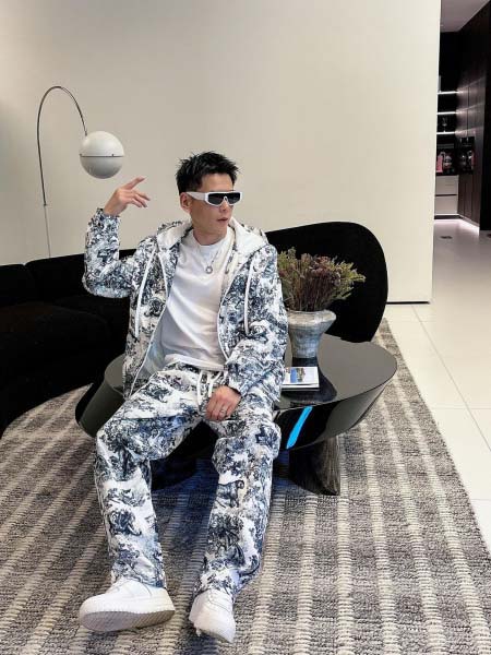 2026年3月23日入荷新作Diorスーツ上下 超厳選★高級品/誕生日プレゼント/OM工場