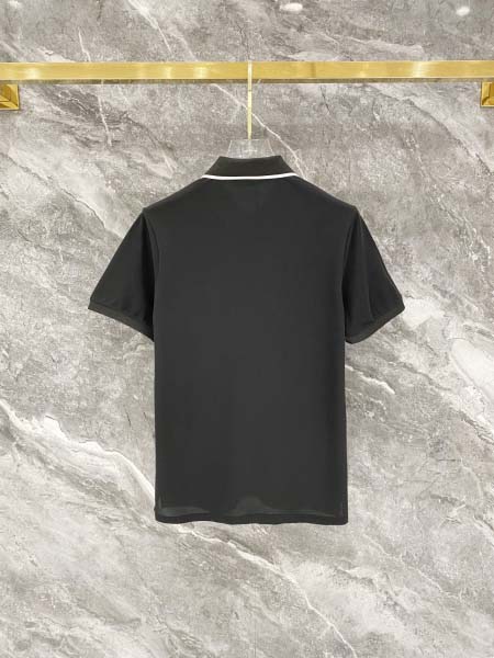 2026年3月25日入荷新作Prada半袖 tシャツ 超厳選★高級品/誕生日プレゼント/OM工場