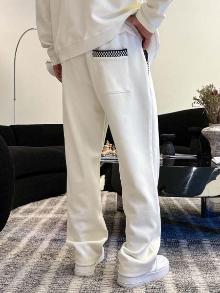 2026年3月25日入荷新作Louis Vuitton上下セット 超厳選★高級品/誕生日プレゼント/OM工場