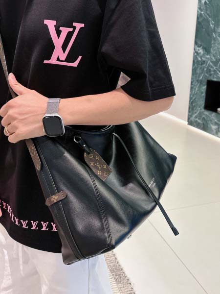 2026年3月28日入荷新作Louis Vuitton半袖Tシャツ春夏高品質超厳選★入手困難/LD工場