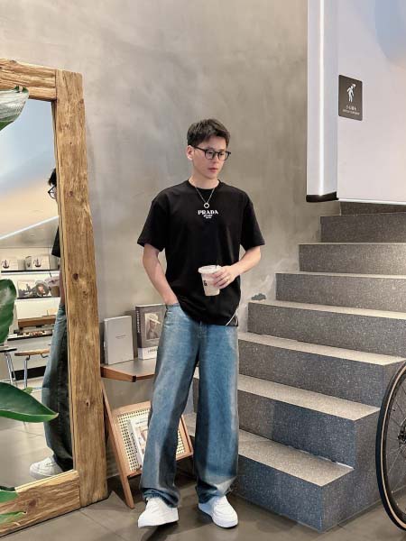 2026年3月31日入荷新作Prada半袖Tシャツ春夏高品質超厳選★入手困難/LD工場