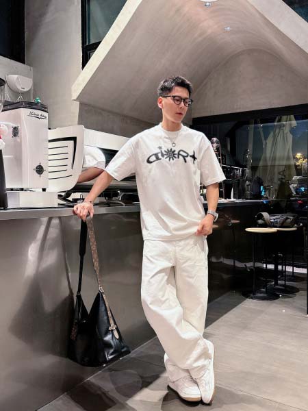 2026年3月31日入荷新作DIOR半袖Tシャツ春夏高品質超厳選★入手困難/LD工場