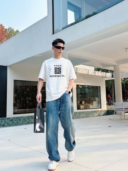 2026年3月31日入荷新作Givenchy半袖Tシャツ春夏高品質超厳選★入手困難/LD工場