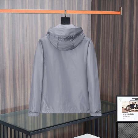 2026年3月31日入荷春秋新作PRADAジャケット YZF工場