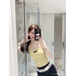 2026年3月6日入荷早春新作Miumiuニットベスト女性用ファッション/誕生日プレゼント/贈り物 can工場