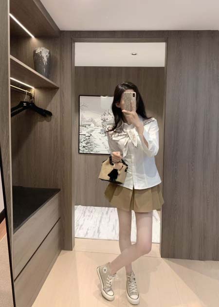 2026年3月6日入荷早春新作Fendiシャツ女性用ファッシ...