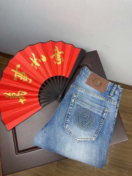 2026年3月18日春夏新作VERSACEジーパン luol...