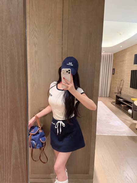 2026年3月9日入荷早春新作MIUMIUセット女性用ファッ...