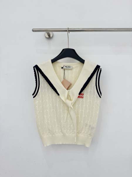 2026年3月9日入荷早春新作MIUMIU女性用ファッション...