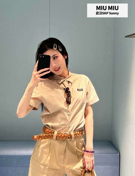 2026年3月9日入荷早春新作Miumiu女性用ファッション...