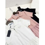 2026年3月9日入荷早春新作prada女性用ファッション/誕生日プレゼント/贈り物 can工場