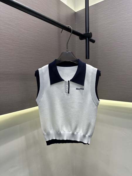 2026年3月9日入荷早春新作MIUMIU女性用ファッション...