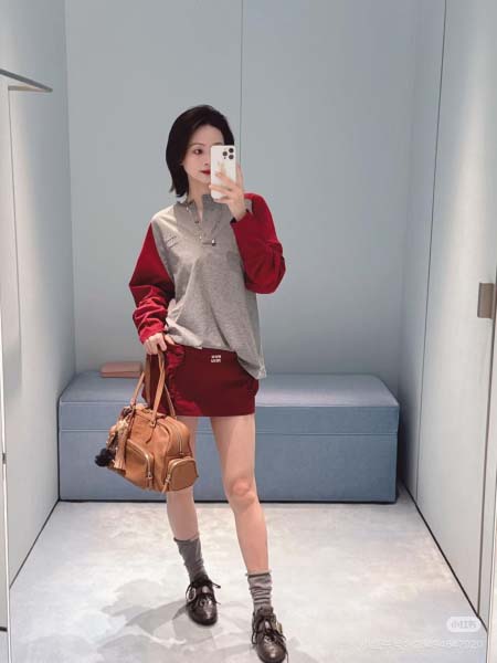 2026年3月9日入荷早春新作MIUMIU セット女性用ファ...