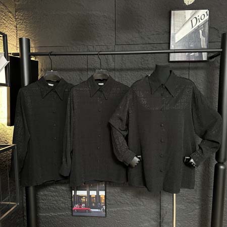 2026年3月21日入荷早春新作Loewe女性用ファッション...