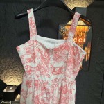 2026年3月21日入荷早春新作Dior 女性用ファッション/誕生日プレゼント/贈り物 can工場