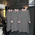 2026年3月21日入荷早春新作Valentino女性用ファッション/誕生日プレゼント/贈り物 can工場